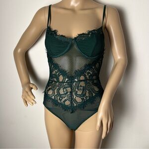 Elegant Green Lace Bodysuit